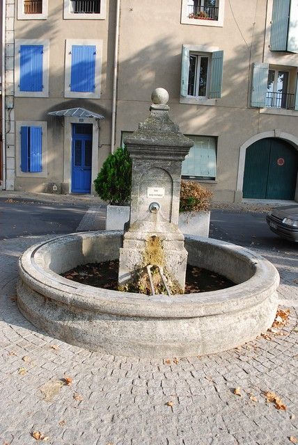 fontaine quai